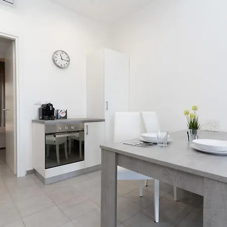 The Sea Under The House 公寓 *