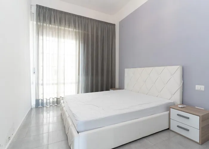 The Sea Under The House * Marina di Strongoli